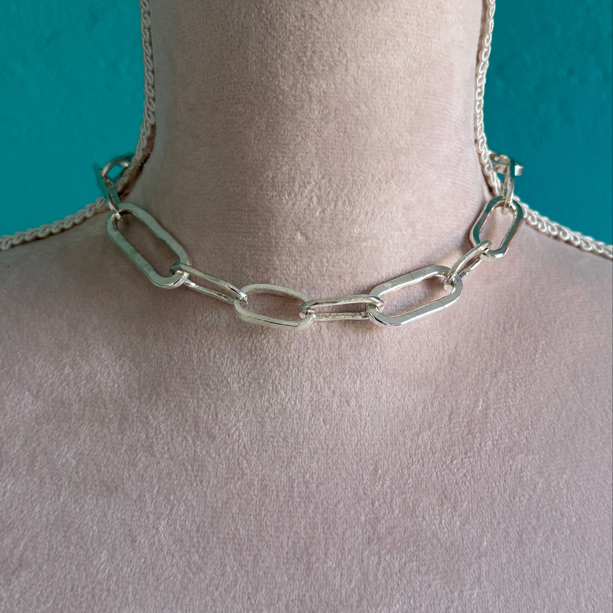 CHUNKY CHAIN NECKLACE 64 cm