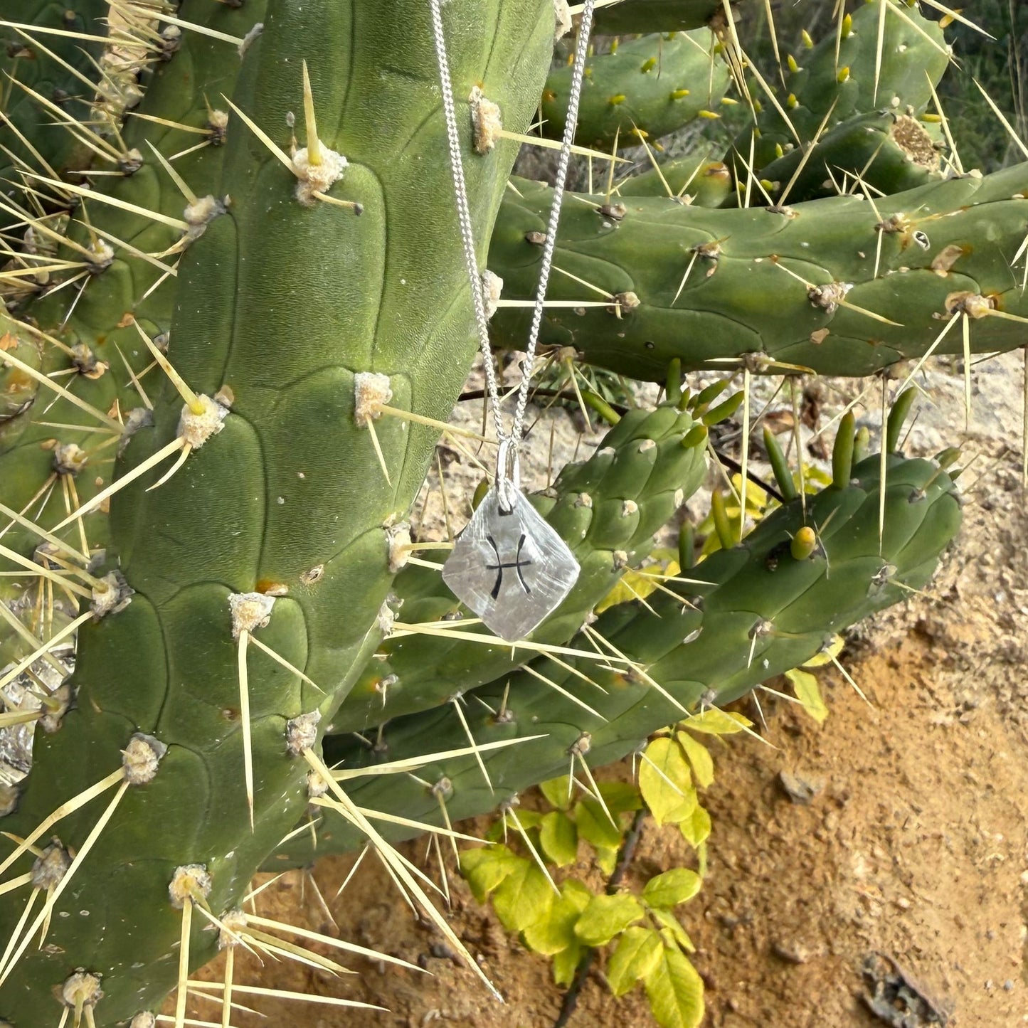 ASTRO NECKLACE