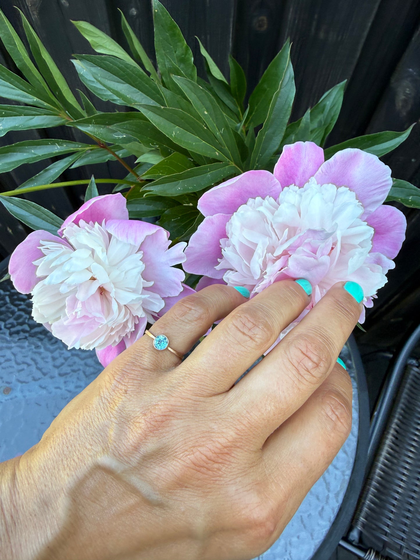 18K GOLD TOPAZ PARAIBA