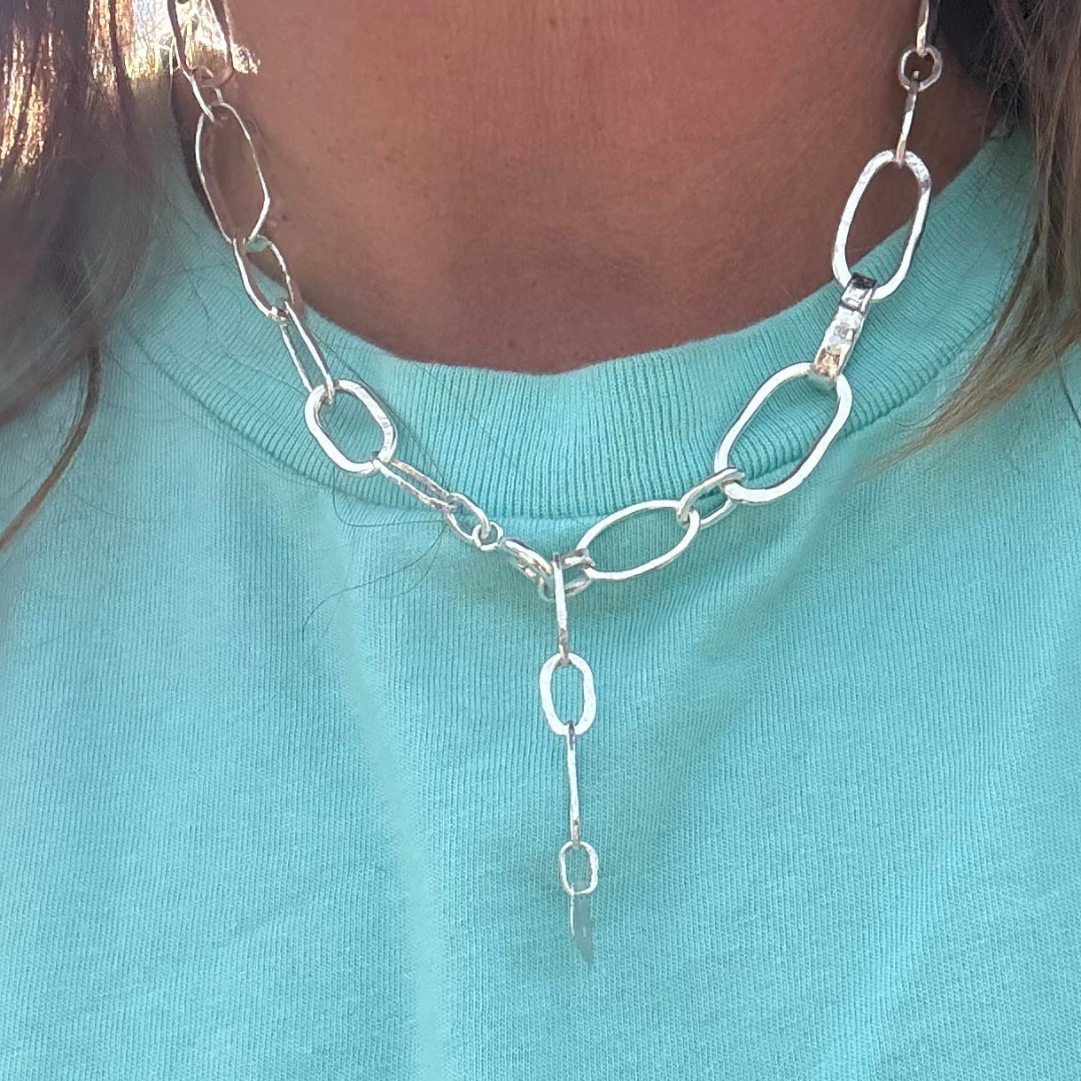 CHUNKY CHAIN NECKLACE