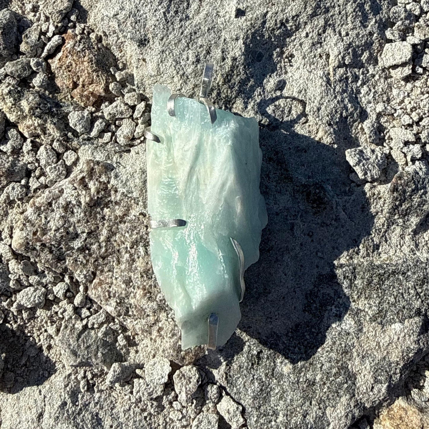 ARAGONITE pendant
