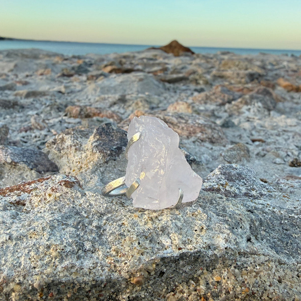 ROSE QUARTZ ring
