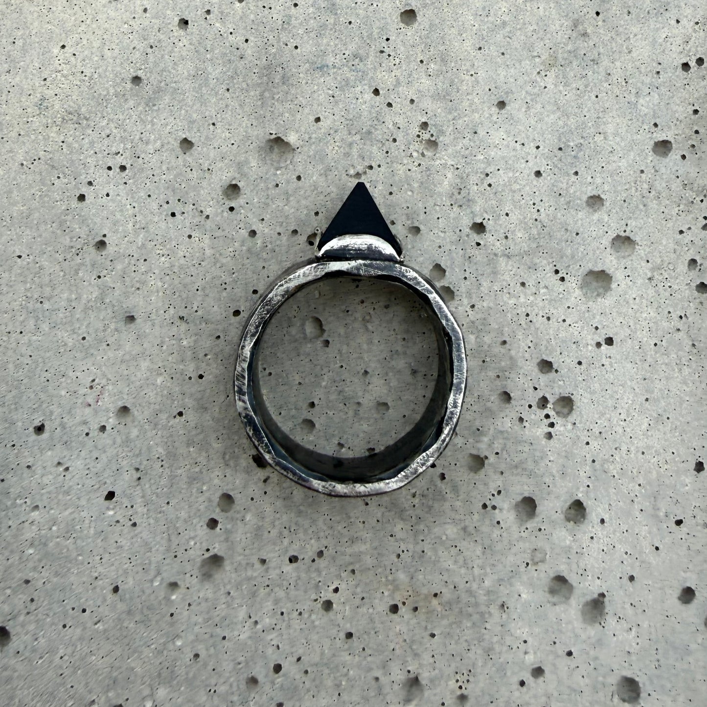 ONYX PYRAMID RING