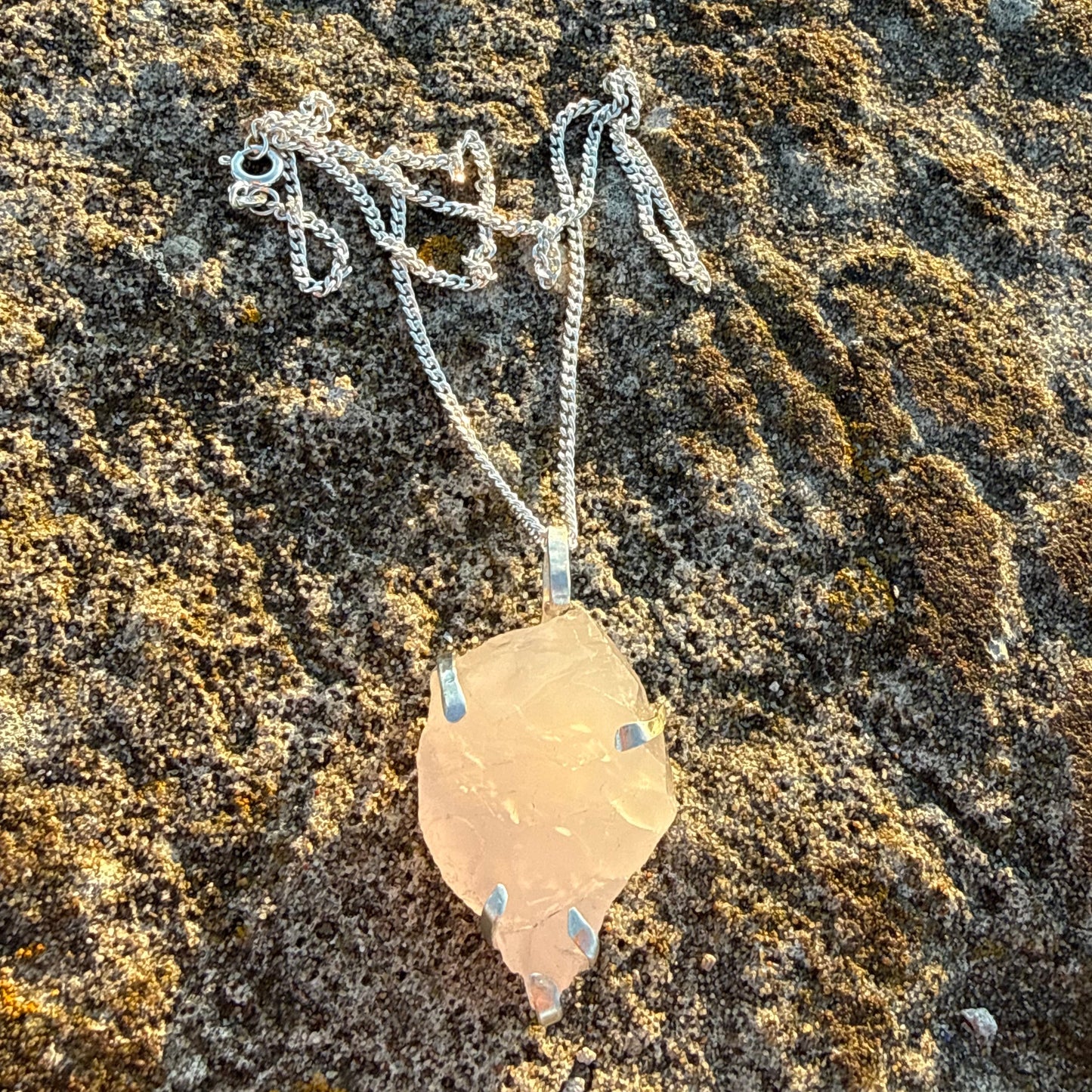 ROSE QUARTZ pendant