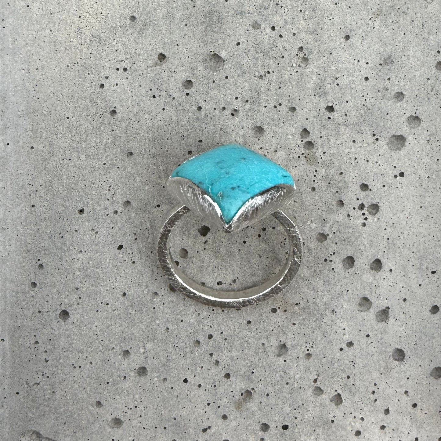 TURQUOISE
