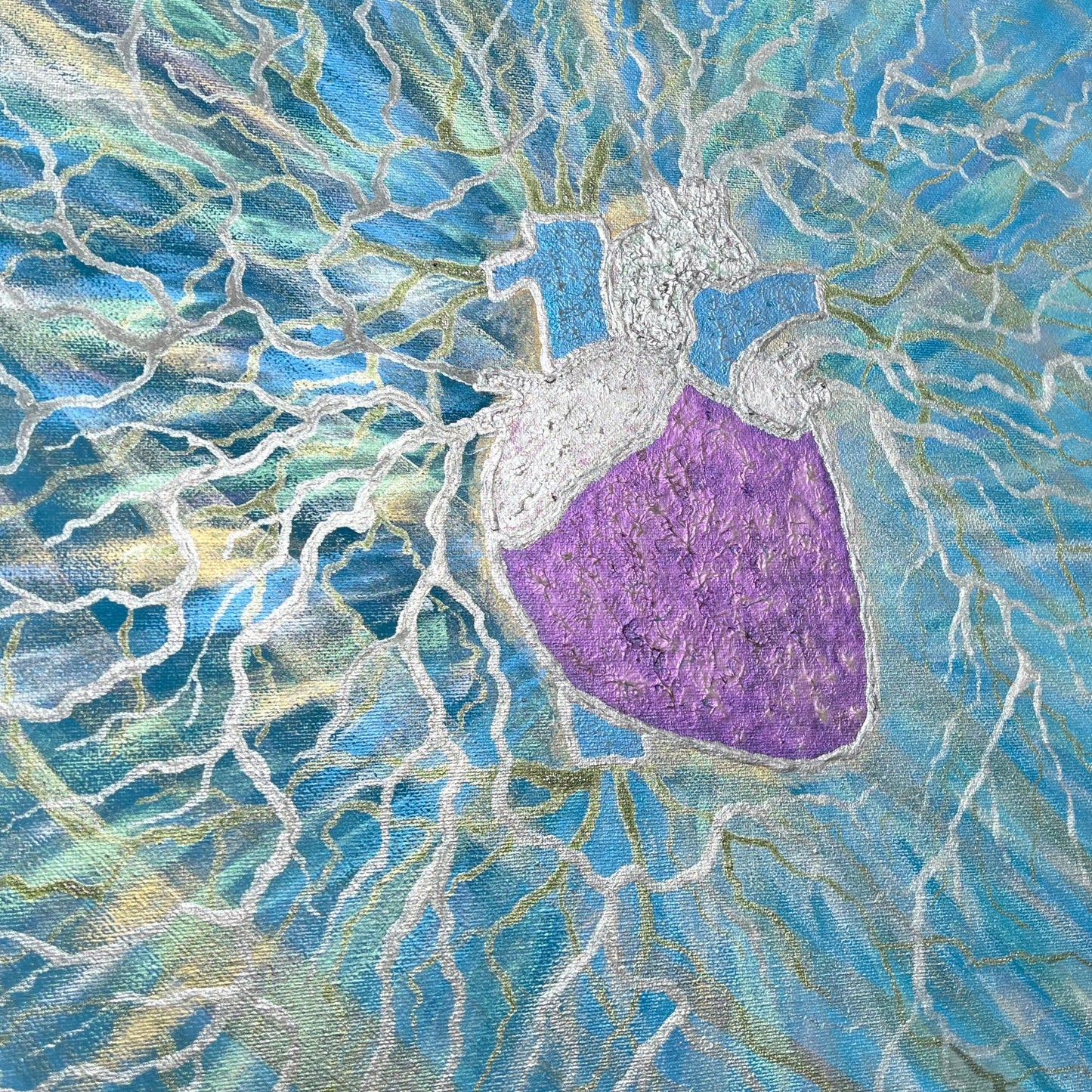 textured artwork of a Mintakan heart on a a silvery and blueish background