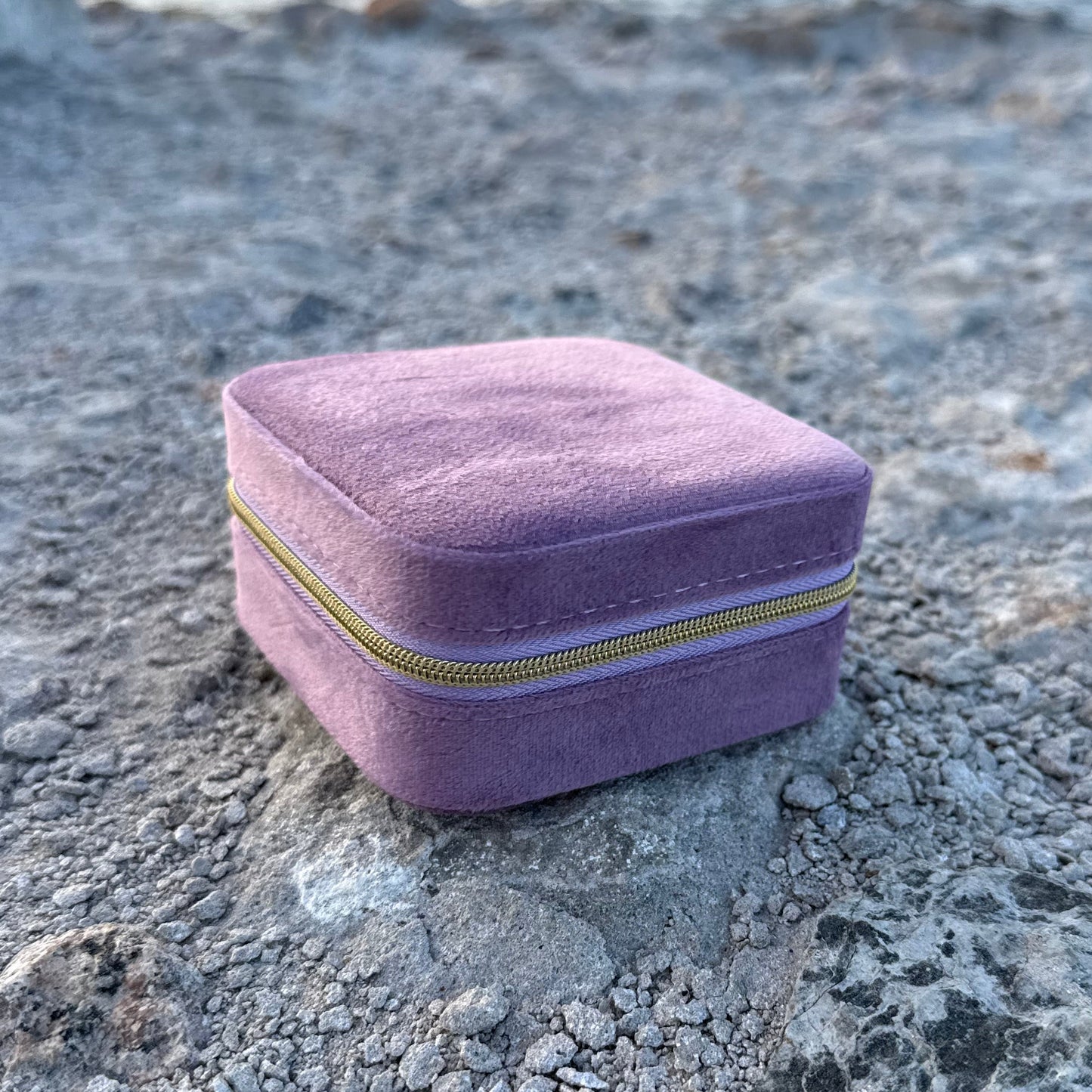 JEWELRY CASE (purple)