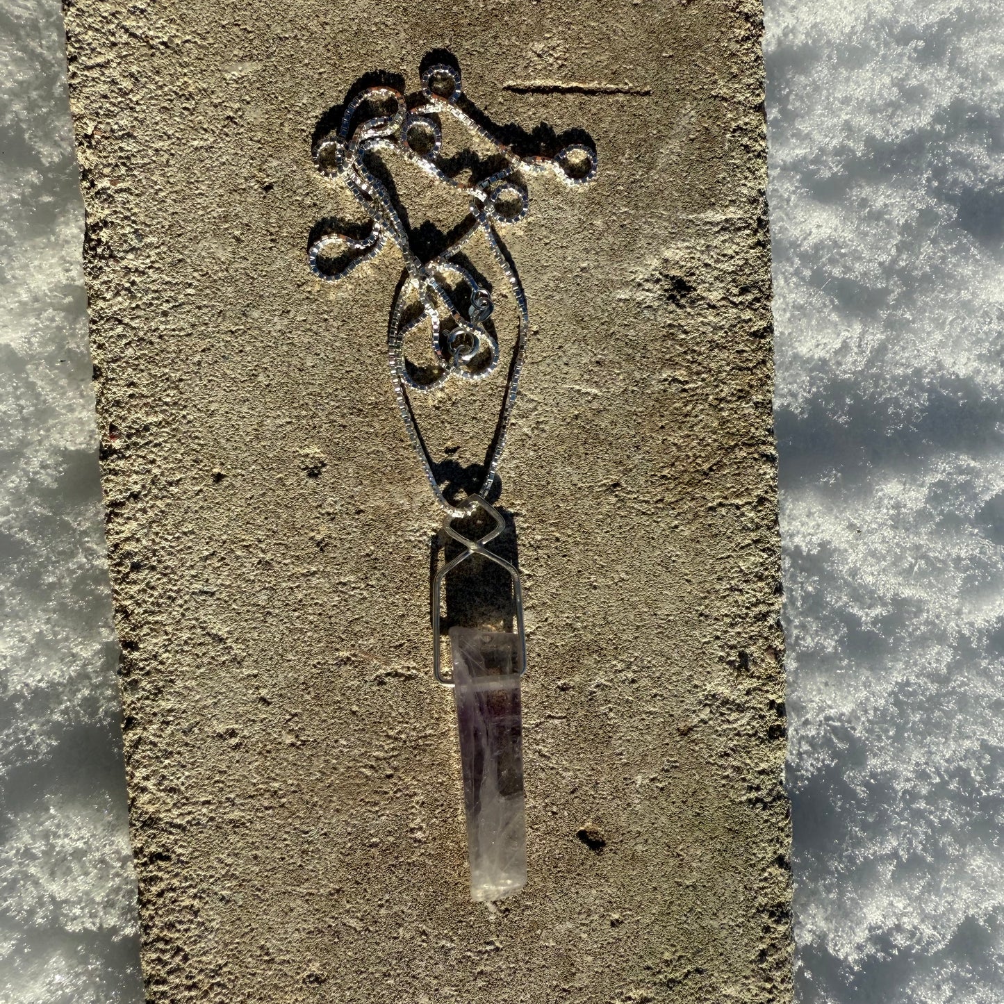 LAVENDER AMETHYST - 60 cm