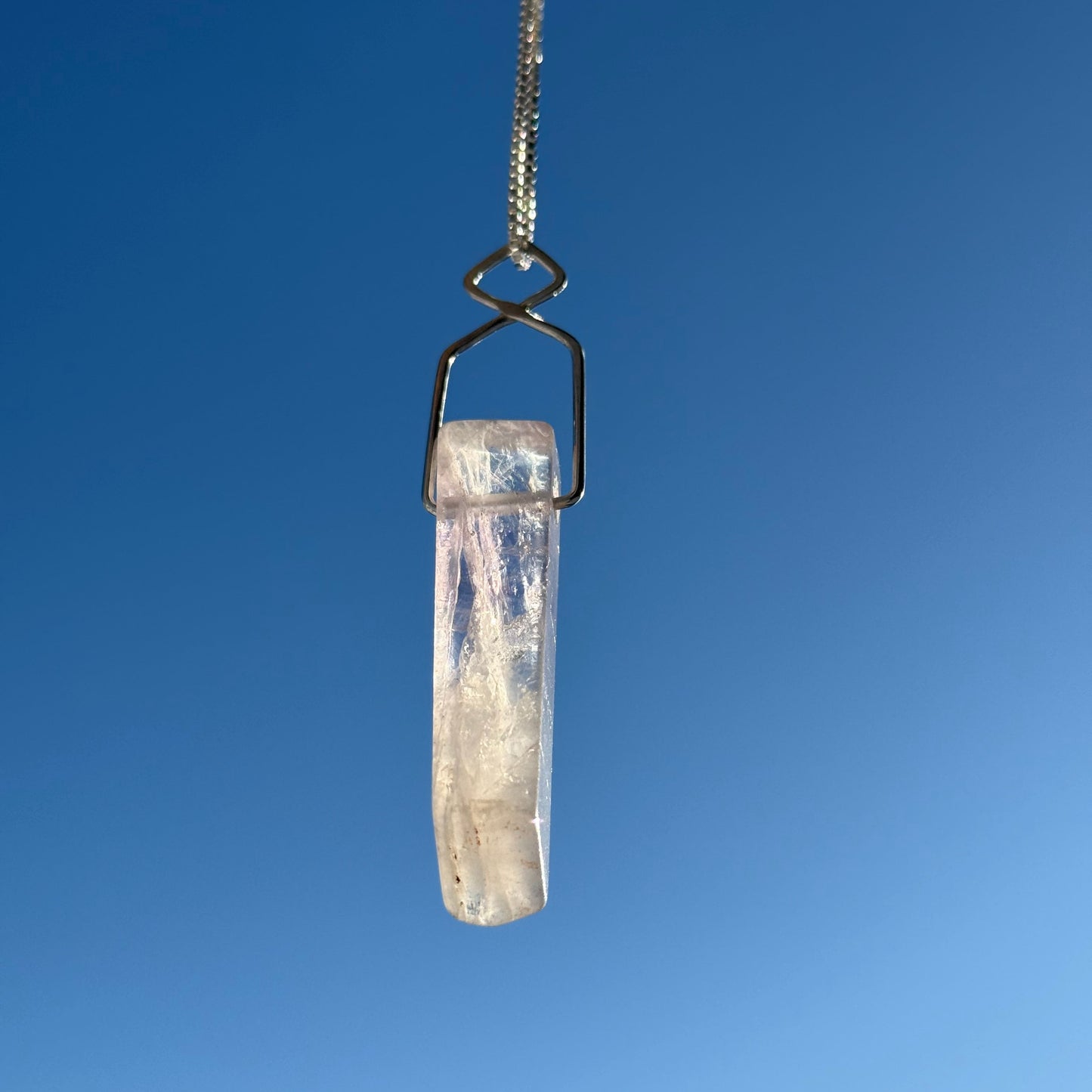 LAVENDER AMETHYST - 60 cm