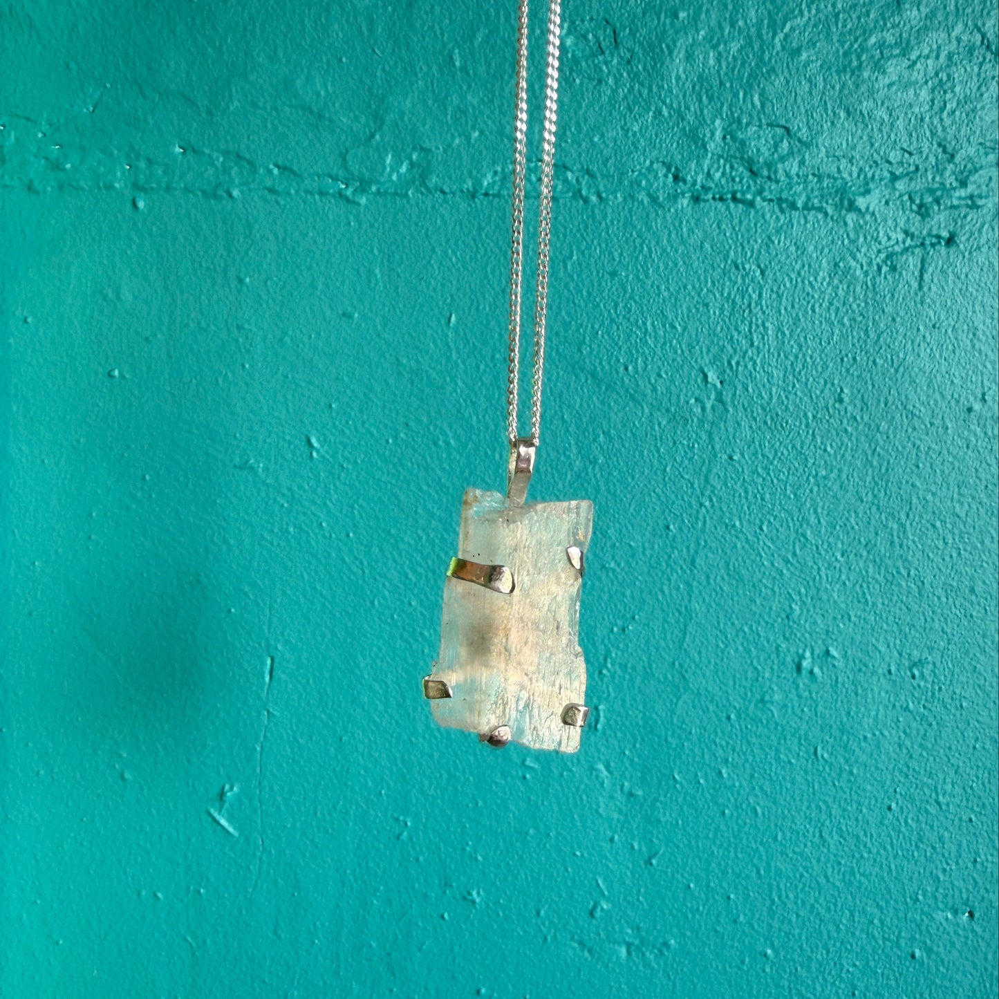 CLEAR QUARTZ pendant