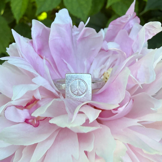PEACE RING