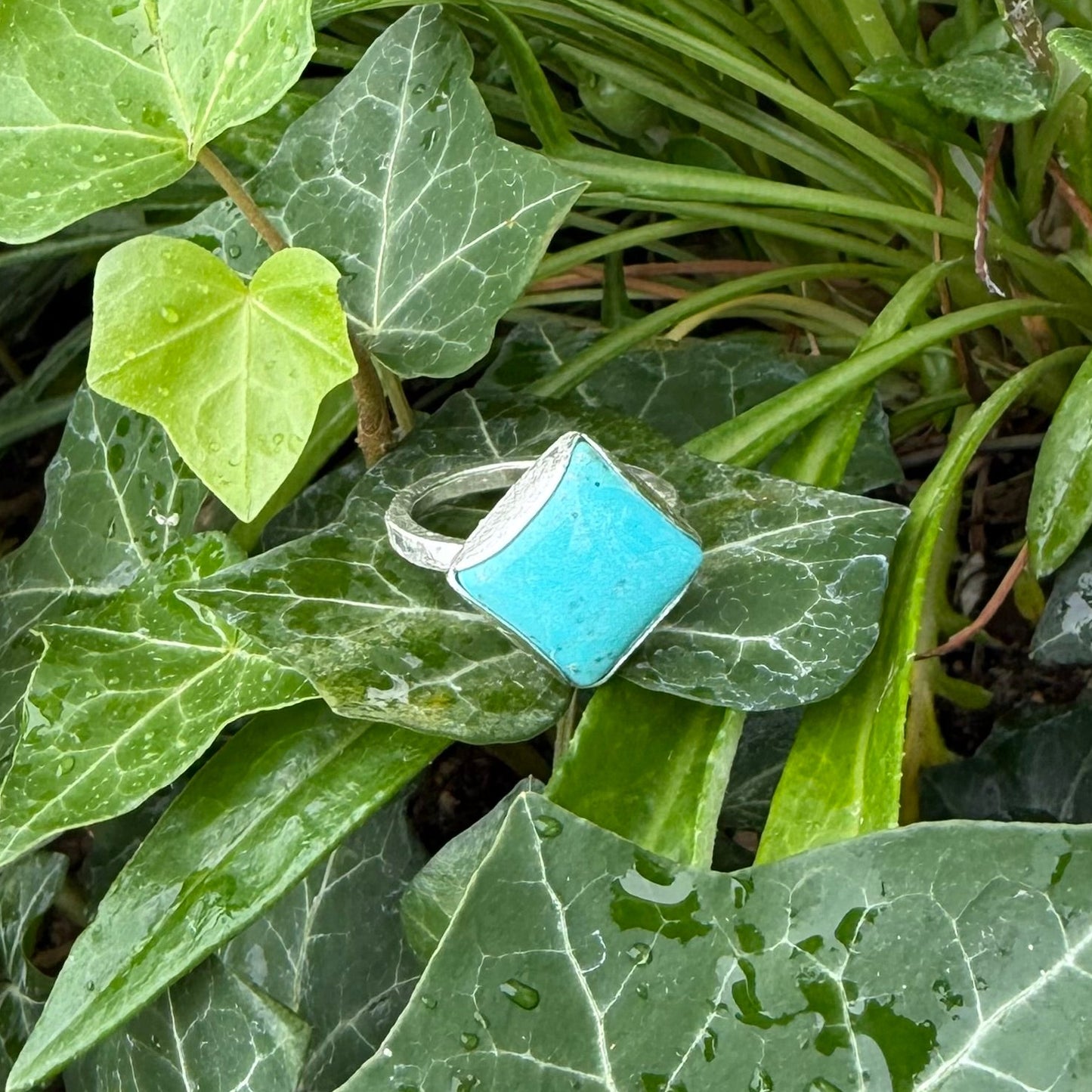TURQUOISE