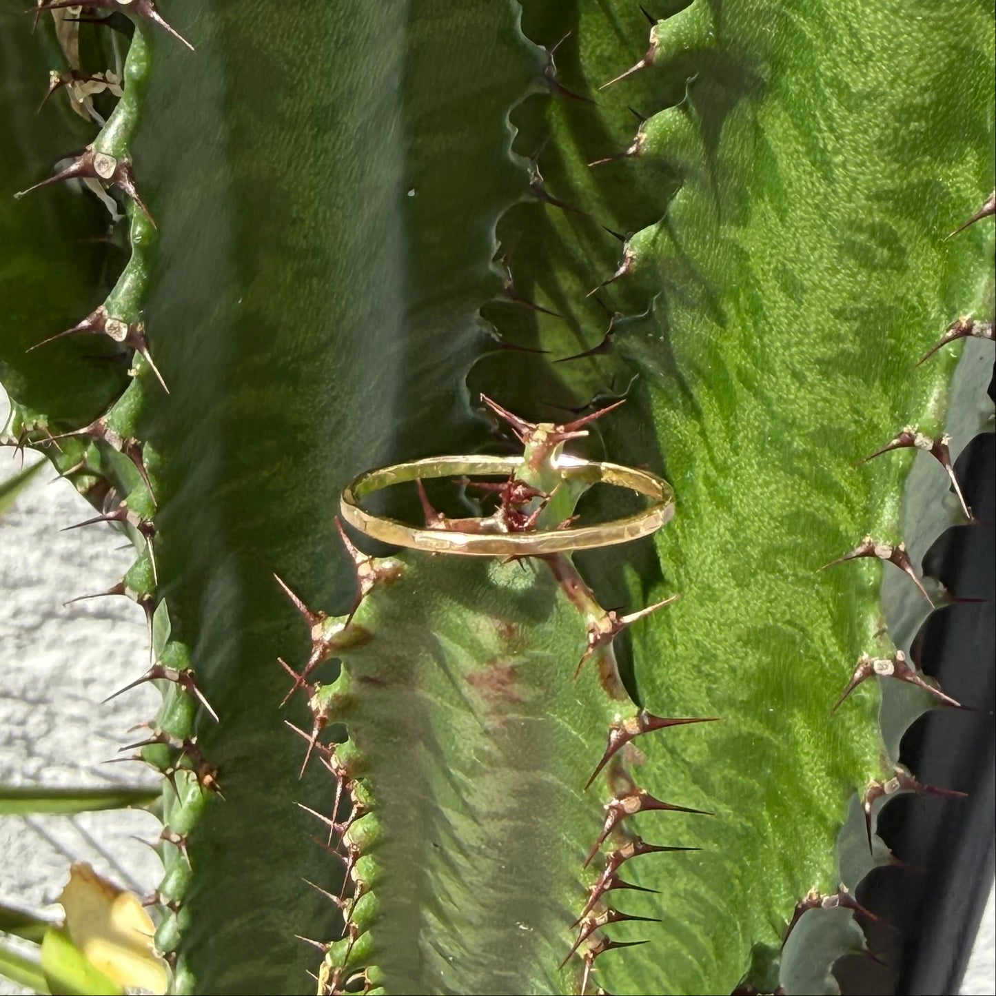 18K GOLD RING
