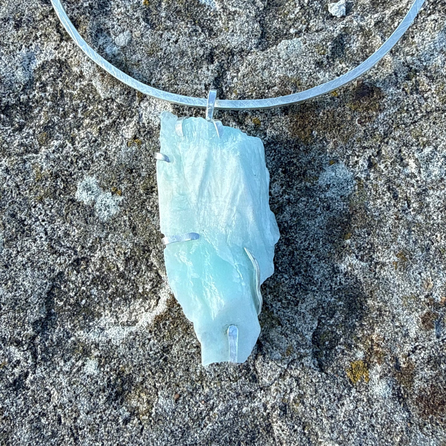 ARAGONITE pendant