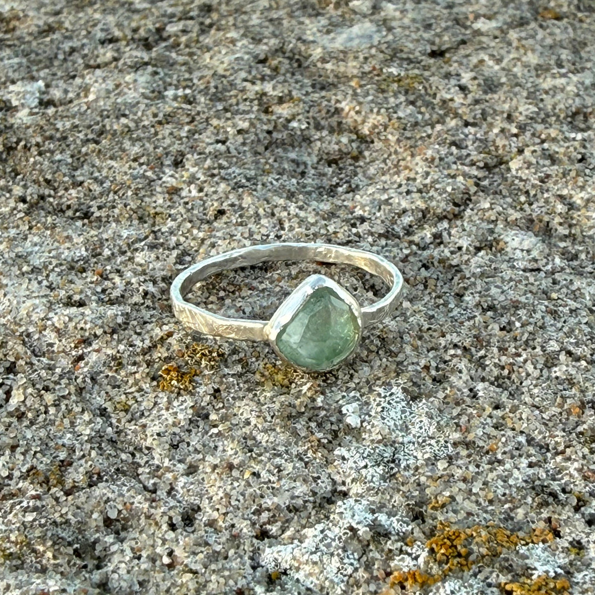 GREEN TOURMALINE RING