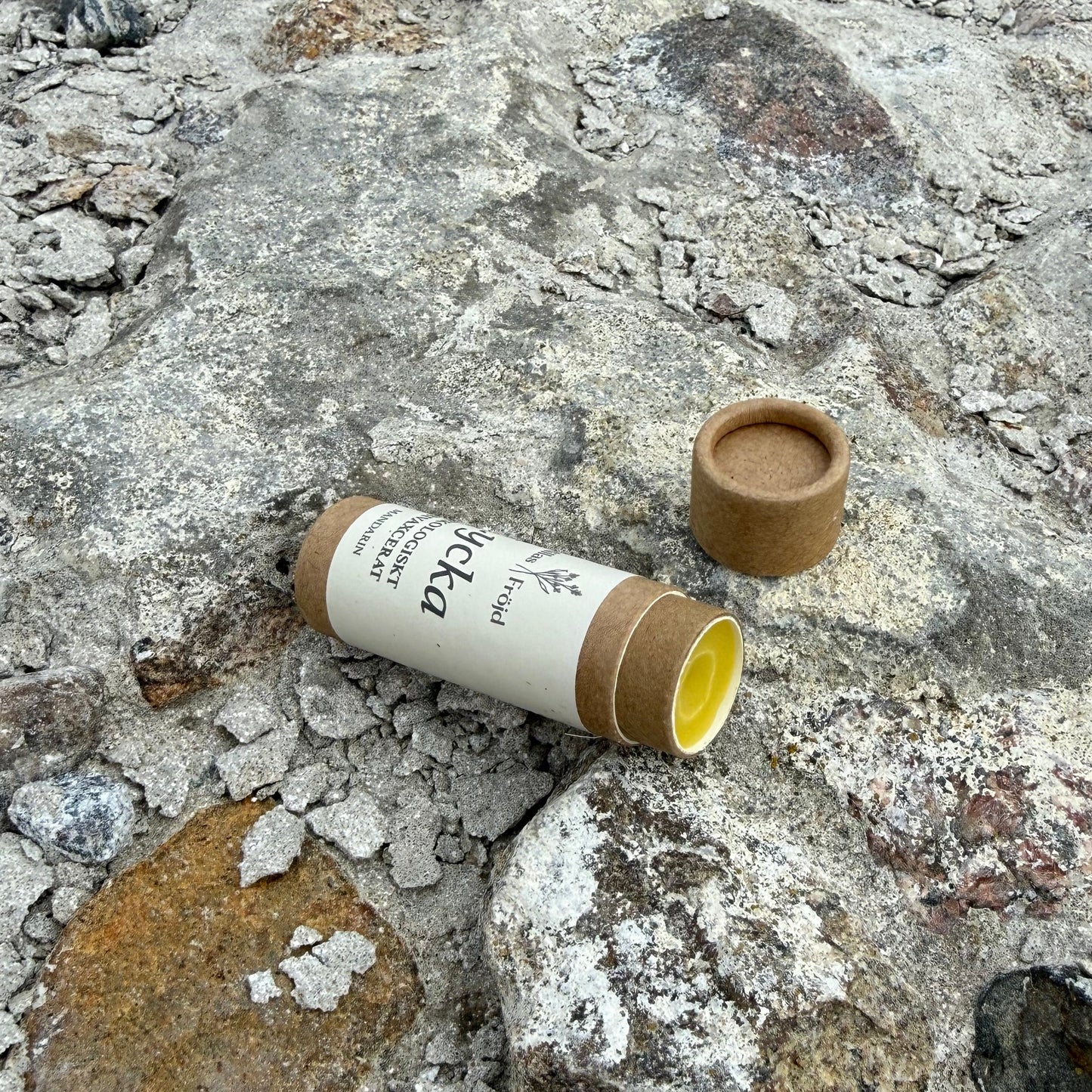 LYCKA lip balm
